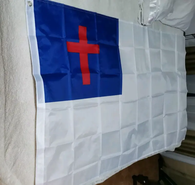 Bandera cristiana con cruz roja y azul 90x150 mtrs - 2