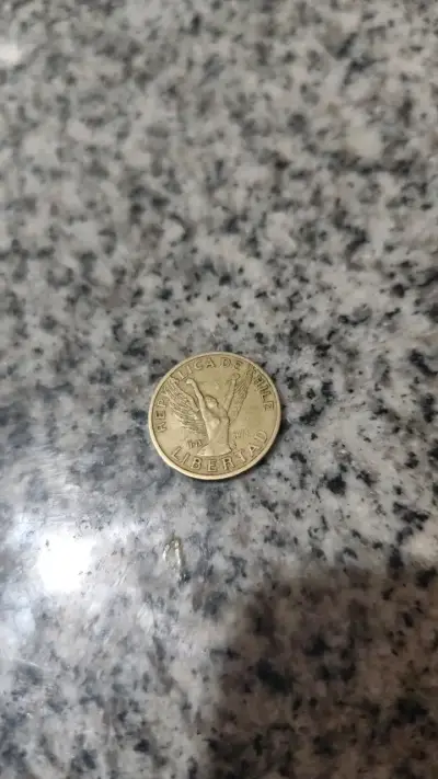 Moneda chilena de 10 pesos de 1981 - miniatura 1