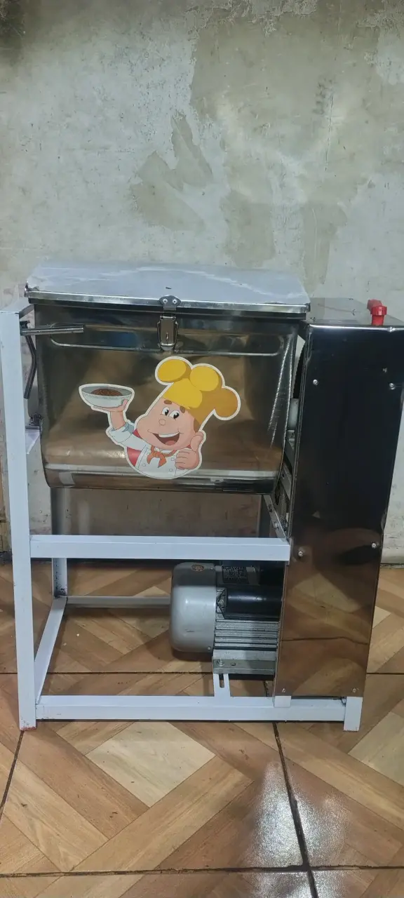 Amasadora revolvedora 15 kilos 2 hp - 1