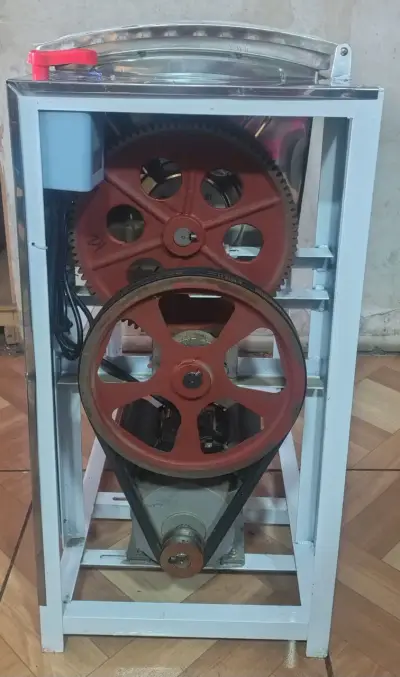Amasadora revolvedora 15 kilos 2 hp - miniatura 2