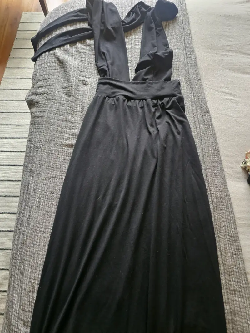 Vestido largo negro multiforma