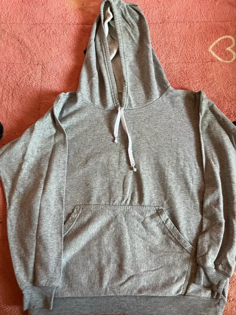 Polerón con capucha gris unisex