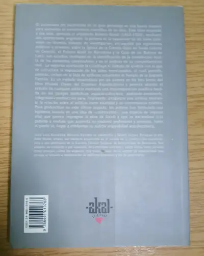 Libro 'Gaudí y la Razón Constructiva' de Akal - miniatura 3