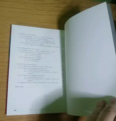 Libro 'Gaudí y la Razón Constructiva' de Akal - miniatura 4