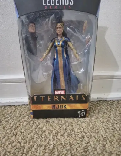 Figura de acción Ajak de Marvel Legends Eternals - miniatura 1