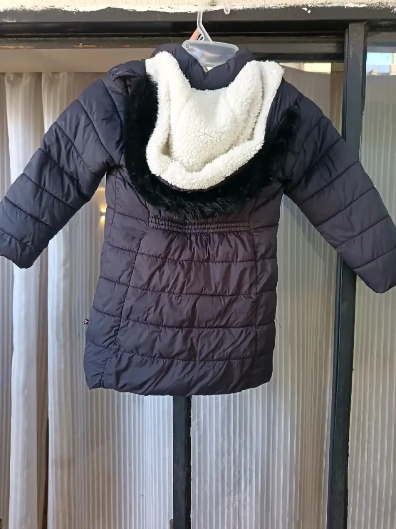 Parka Minnie Mouse con chiporro talla 6 - 5