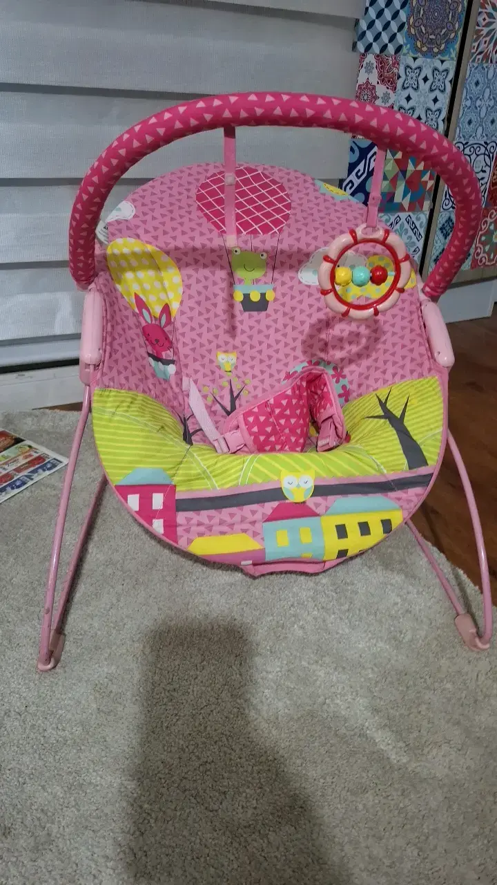 Silla mecedora para bebé color rosa - 1