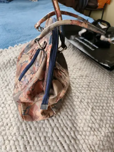 Bolso de mano floral con asas resistentes - miniatura 1