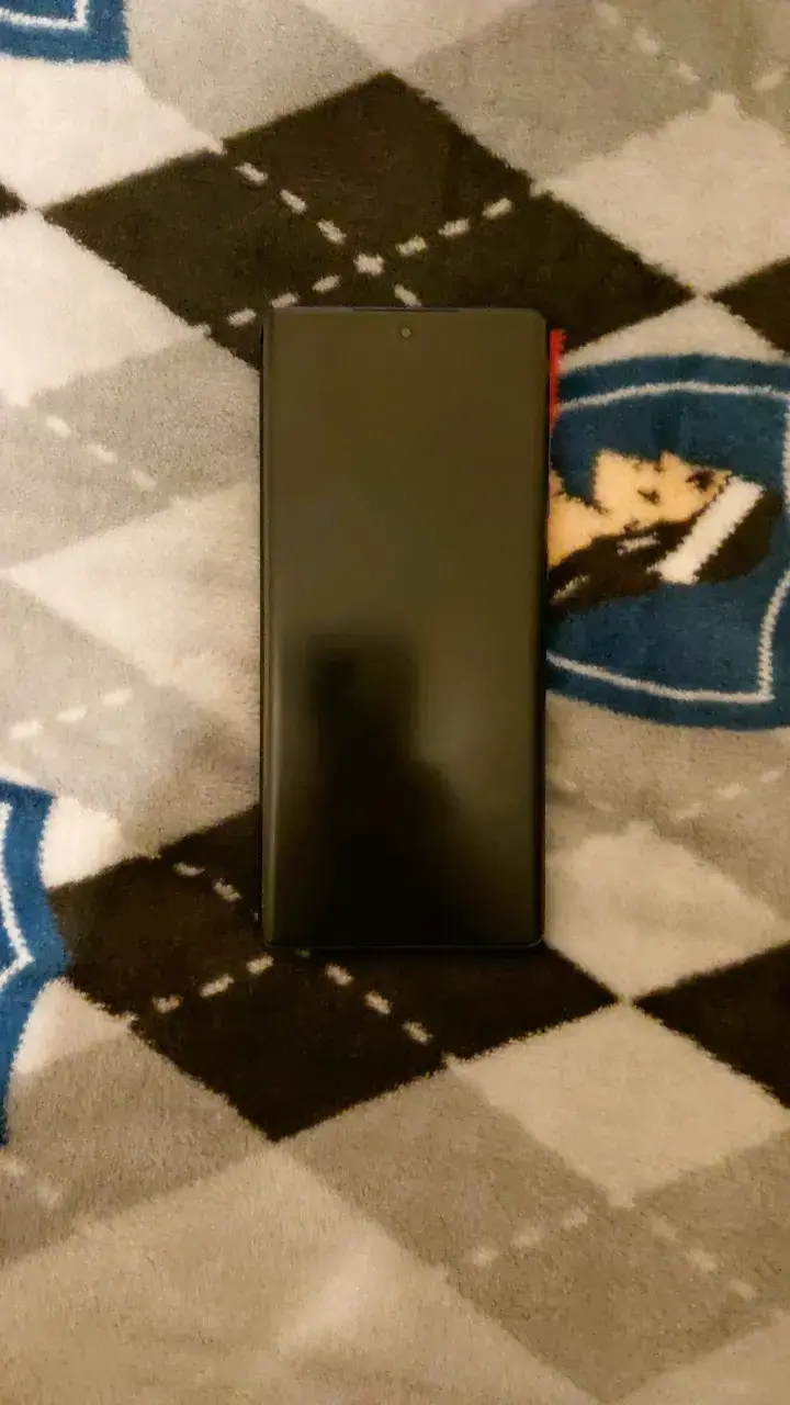 Smartphone Motorola Moto G85 5G con cargador - 2