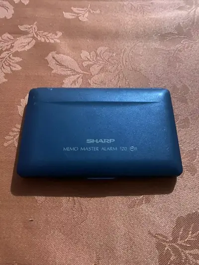 Organizador Electrónico Sharp Memo Master Alarm 120 - miniatura 1