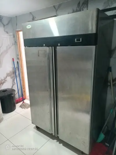 Refrigerador industrial Bozzo de acero inoxidable - miniatura 4