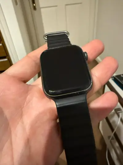 Apple Watch SE 44mm LTE - miniatura 1