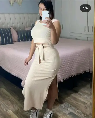 Conjunto de dos piezas para mujer en color rosa - miniatura 2