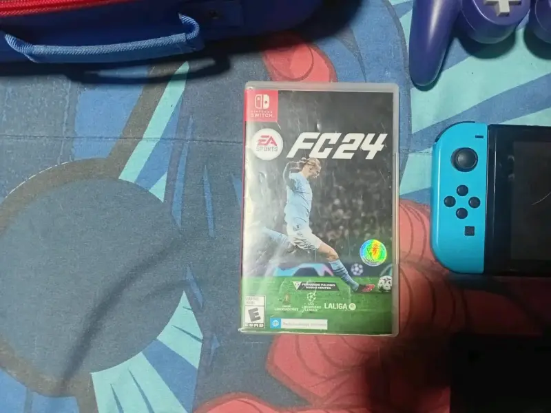 Nintendo Switch con accesorios y juego - 5
