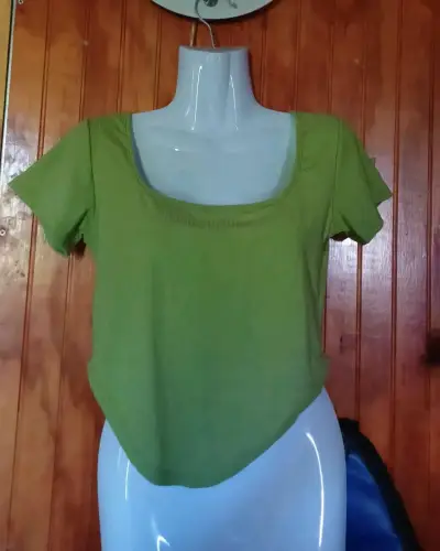 Polera ajustada de mujer en colores vibrantes - miniatura 5