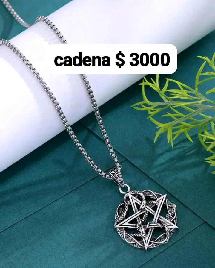 Collar con colgante de pentagrama en plata