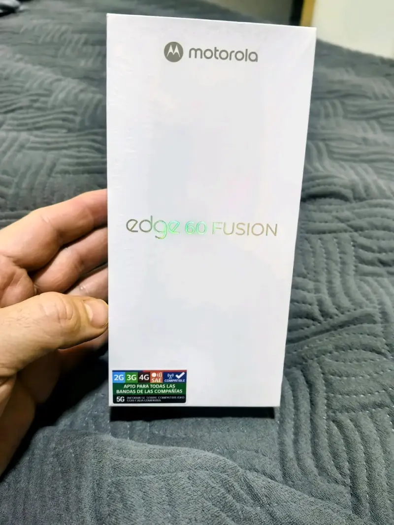Motorola Edge 60 Fusion 8+256GB Azul - 2