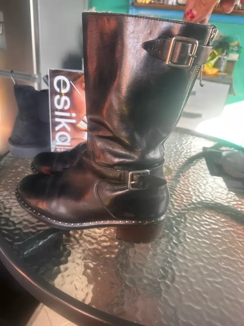 Botas de cuero negras con hebillas - 3