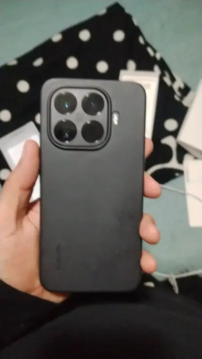 Smartphone Xiaomi con buena salud de batería - miniatura 1