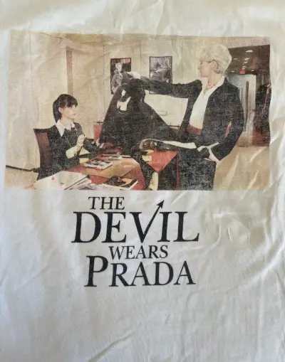 Polera Zara The Devil Wears Prada blanca - miniatura 1