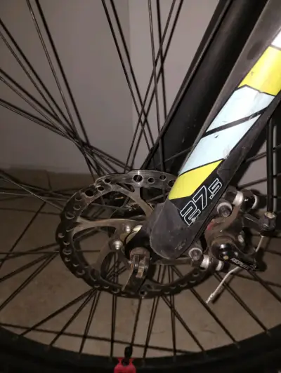 Bicicleta Oxford Beast 27.5 MTB en buen estado - miniatura 2