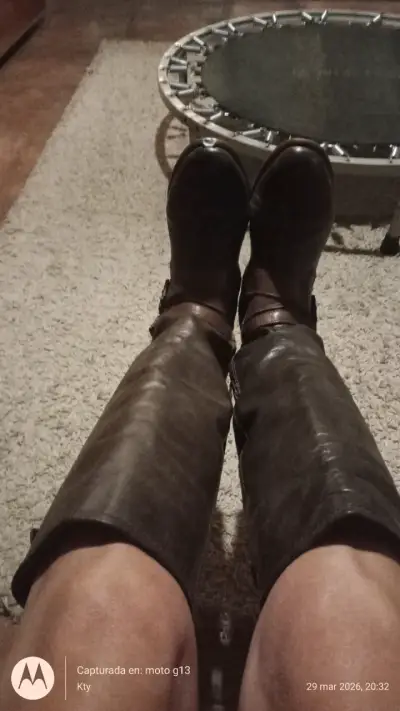 Botas de cuero marrón con hebillas - miniatura 1