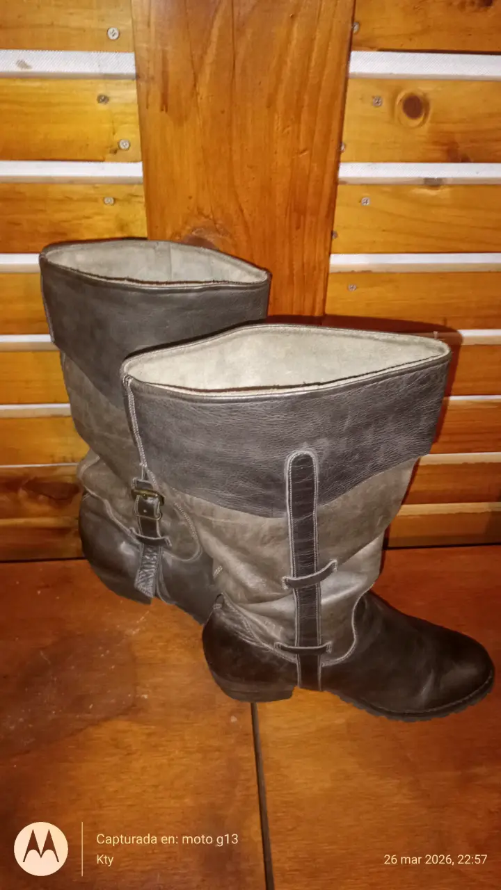 Botas de cuero marrón con hebillas - 3