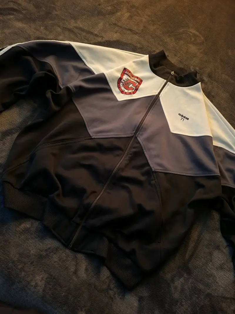Chaqueta deportiva Adidas vintage con logo - 3