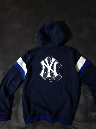 Polerón con capucha New York Yankees azul - miniatura 2