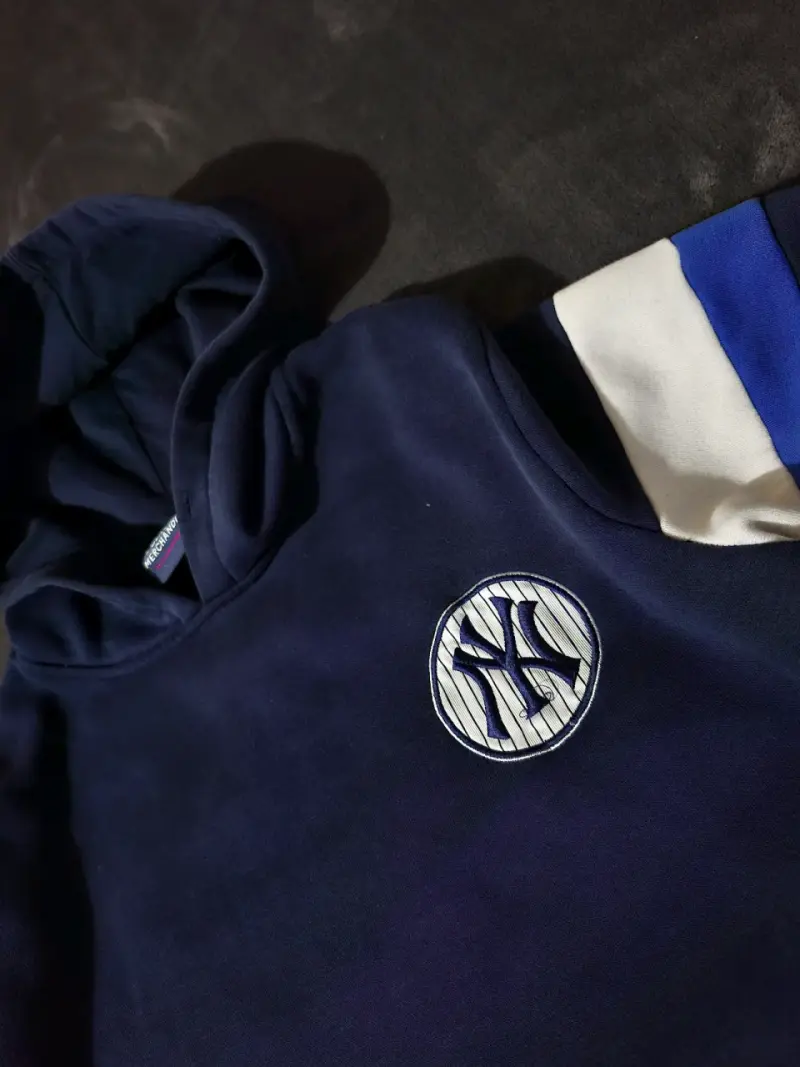 Polerón con capucha New York Yankees azul - 4