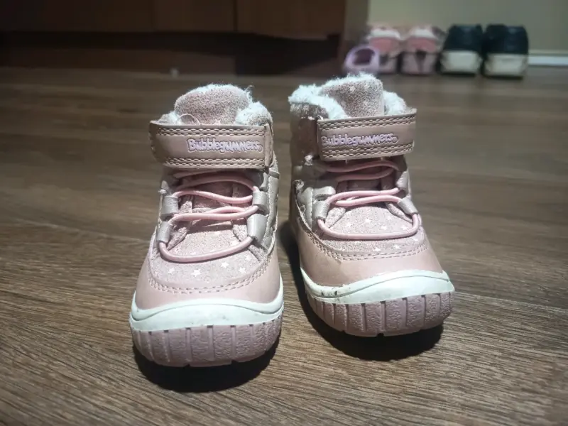 Botines de bebé rosados Bubblegummers con forro polar - 1