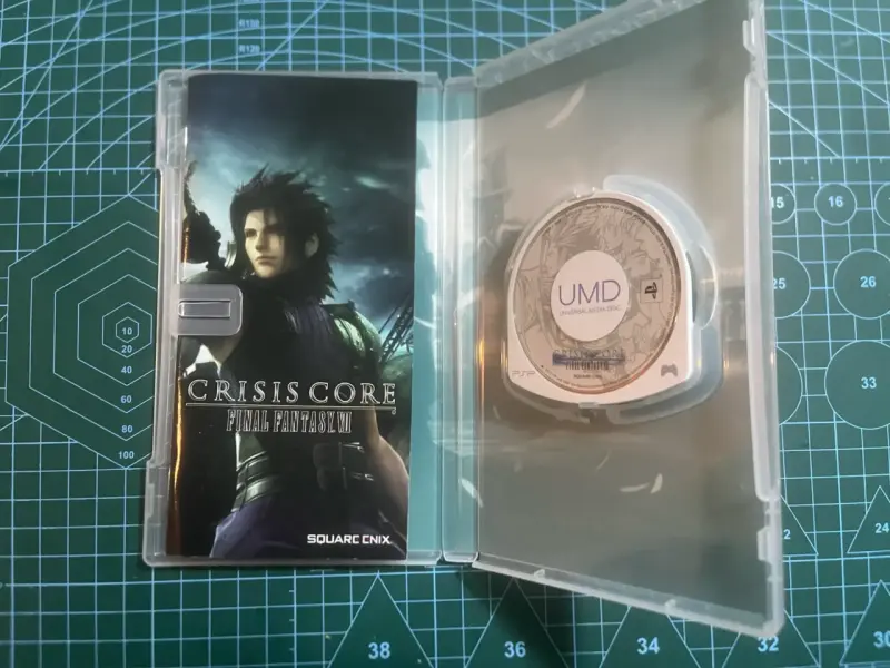 Final Fantasy VII Crisis Core PSP (JP) - 2