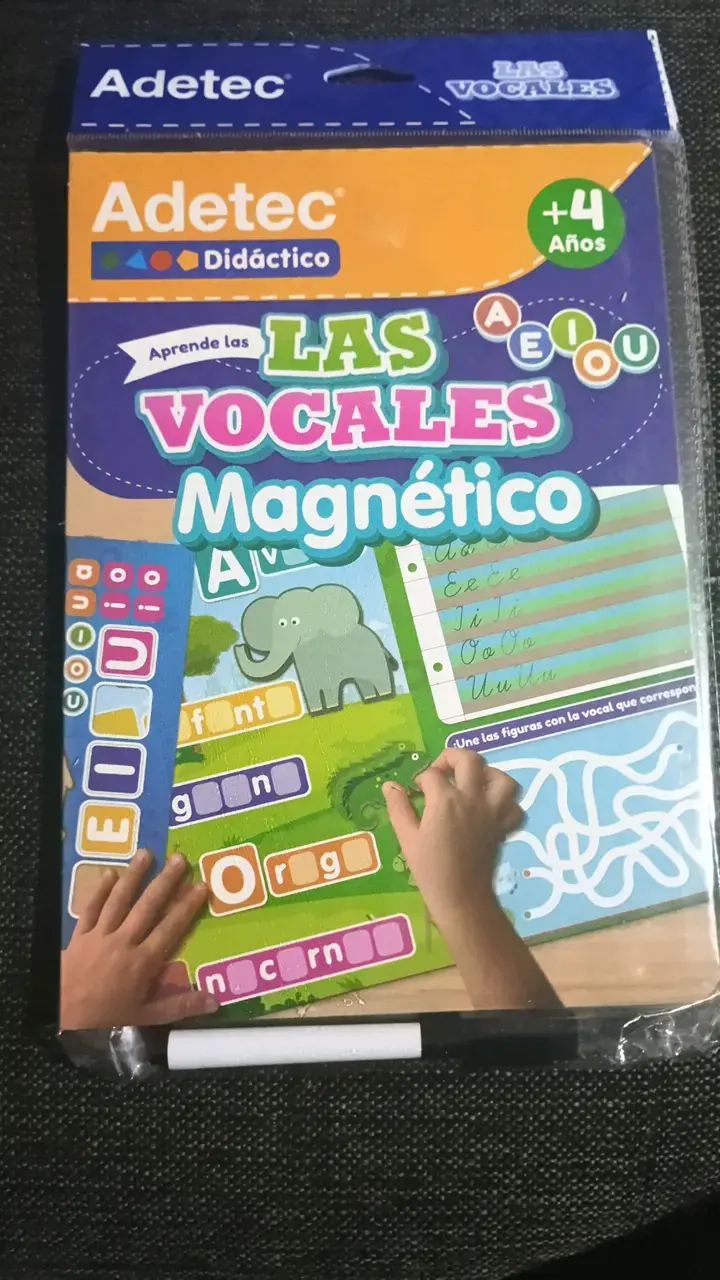Juego educativo magnético Adetec Las Vocales - 2