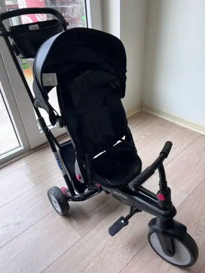 Triciclo para niños SmarTrike negro con toldo - miniatura 2