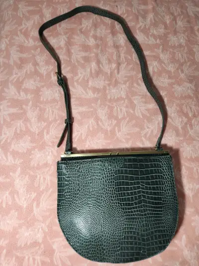 Cartera de cuero sintético con diseño de cocodrilo - miniatura 5