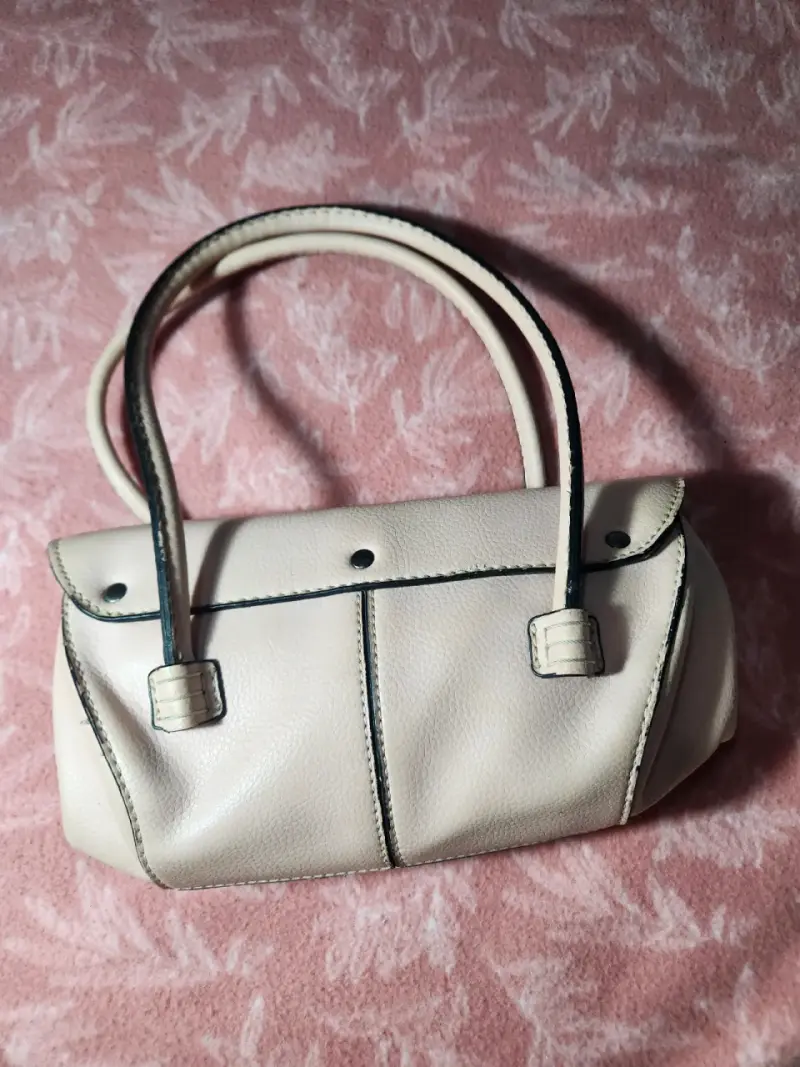 Bolso de mano beige elegante - 2