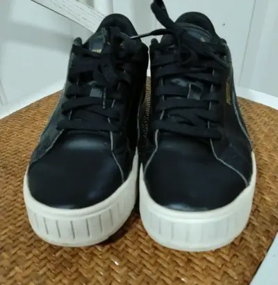 Zapatillas deportivas Marca Puma mujer. Número 38 - miniatura 3
