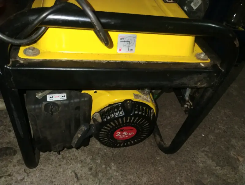 Generador a gasolina Krafter KI1250M 1000W - 1