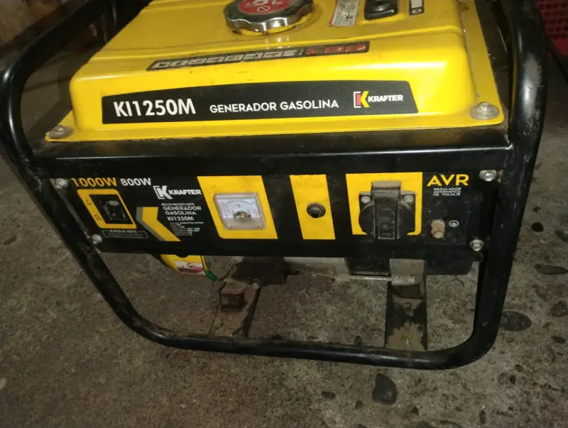 Generador a gasolina Krafter KI1250M 1000W - 3