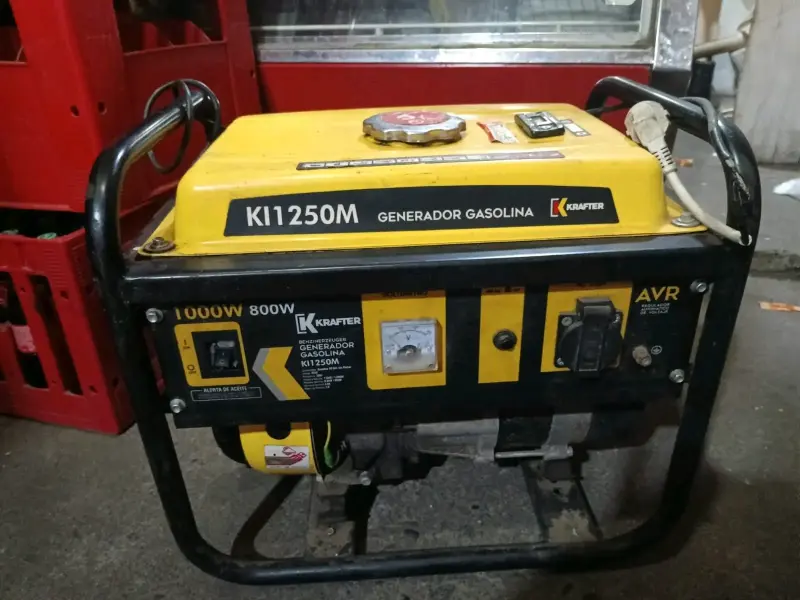 Generador a gasolina Krafter KI1250M 1000W - 4