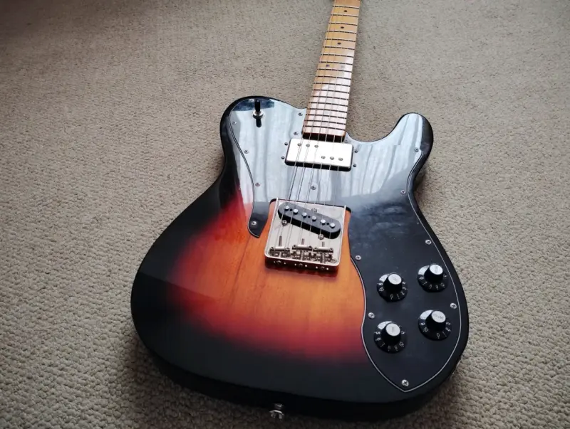 Guitarra Squier Telecaster Custom - 1