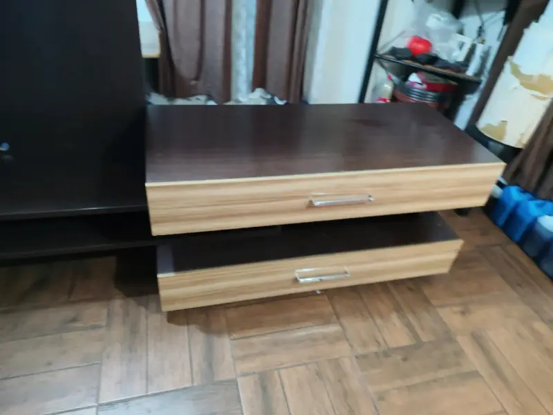 Mueble de TV con cajones y estantes - 4