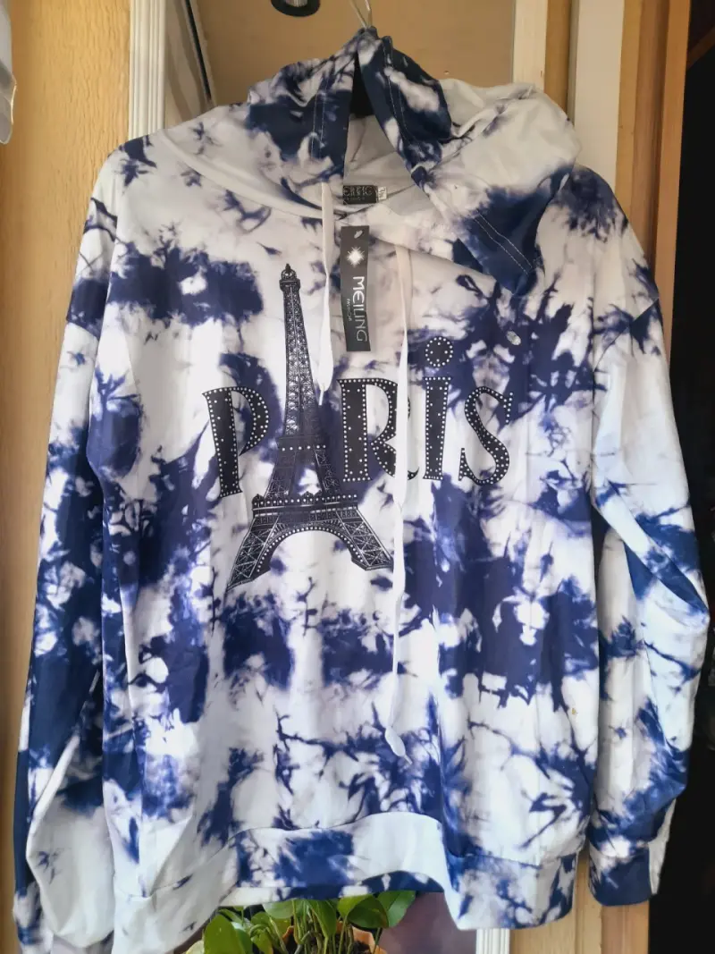 Polerón tie-dye con capucha y diseño París - 1