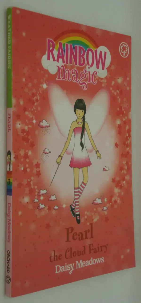 Libro infantil 'Pearl the Cloud Fairy' de Daisy Meadows - 3