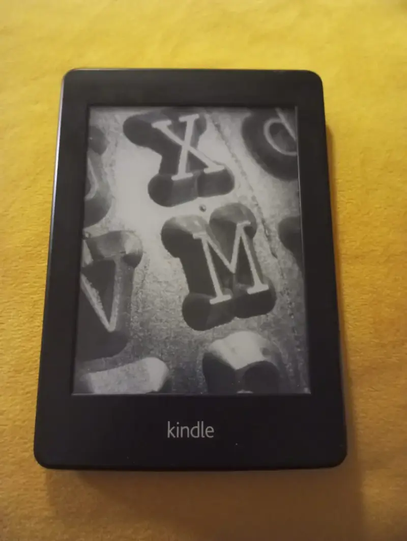 Kindle Paperwhite 2.ª Gen + Cable de Carga de Rega - 1