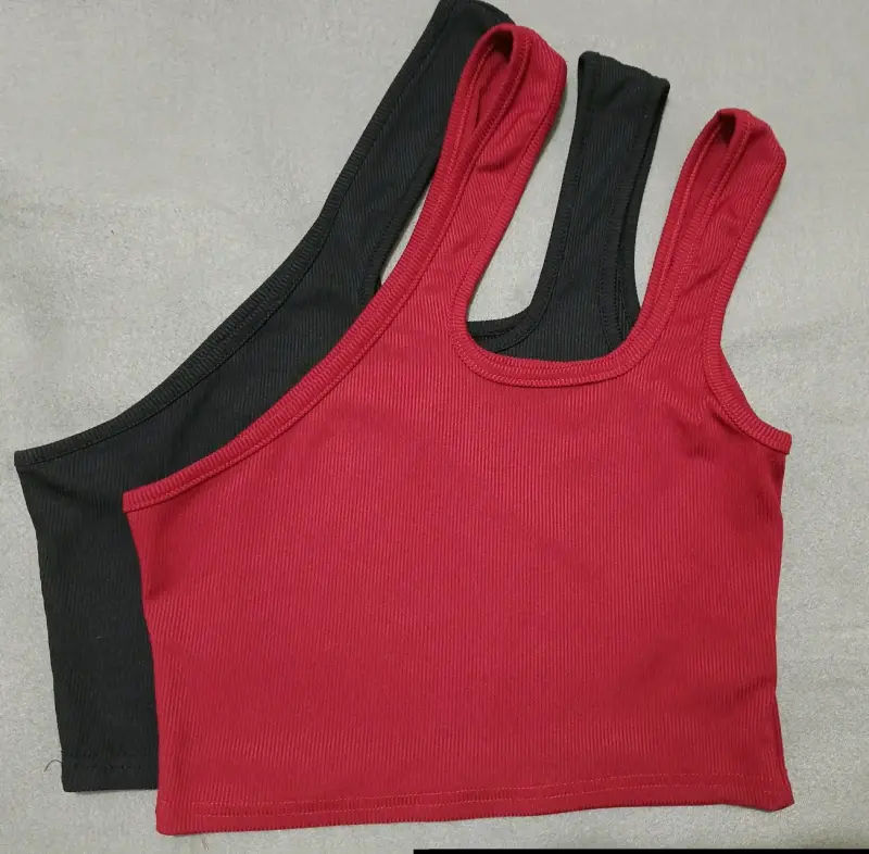 Pack de tops rojo y negro