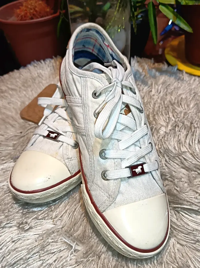 Zapatillas blancas Mustang True Denim casuales - 2