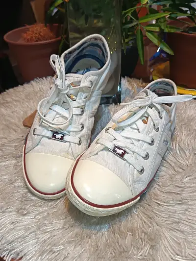 Zapatillas blancas Mustang True Denim casuales - miniatura 3