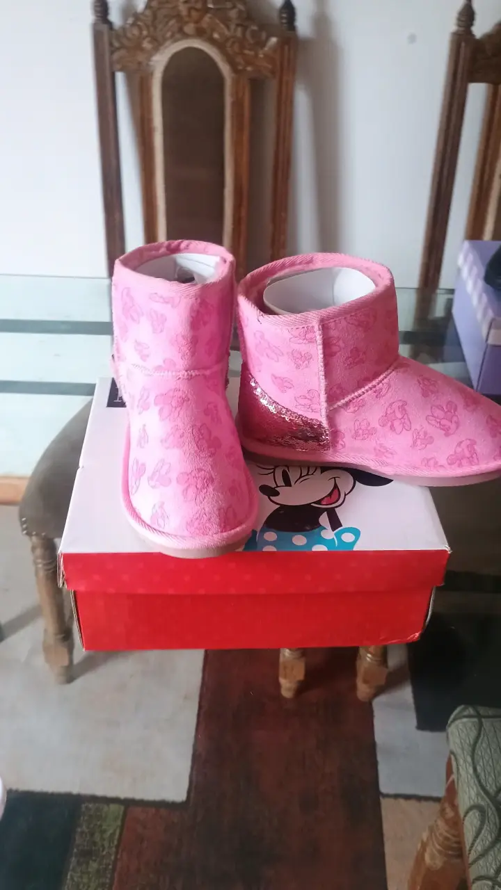 Botas rosadas para niña con diseño de Minnie - 1