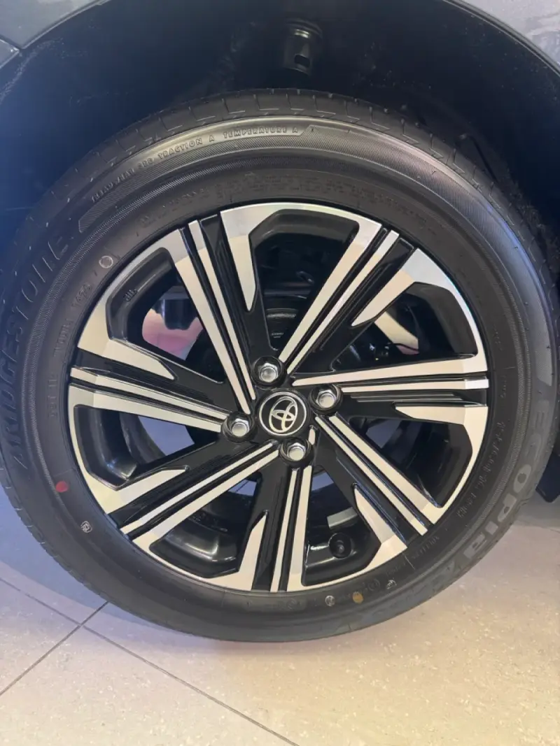 Llantas de aleación Toyota Yaris 16 pulgadas - 2